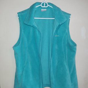 Women's Columbia Vest Size XL Teal Color